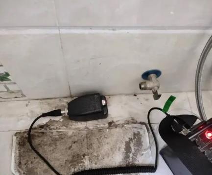 麻栗坡屋顶漏水维修公司分享下卫生间漏水的危害及解决方法